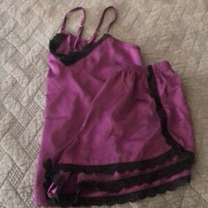 Cute silkie jammie set